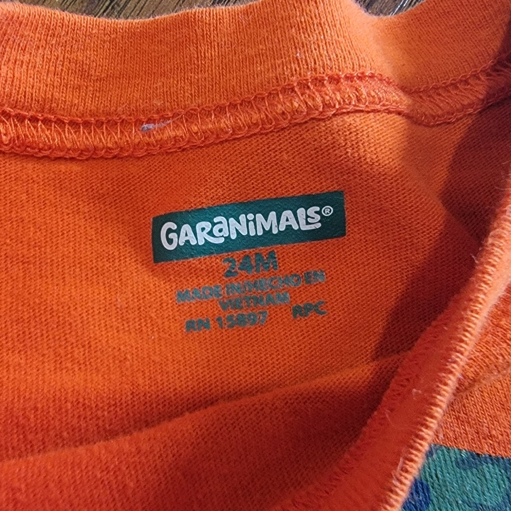 CLOSET CLEAR OUT ITEM - Picture 5 of 7
